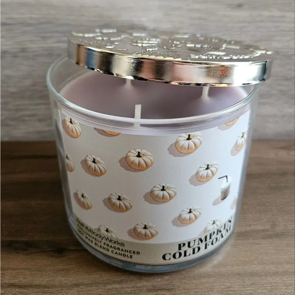 PUMPKIN COLD FOAM 3 WICK CANDLE Members Exclusive BATH & BODY WORKS New